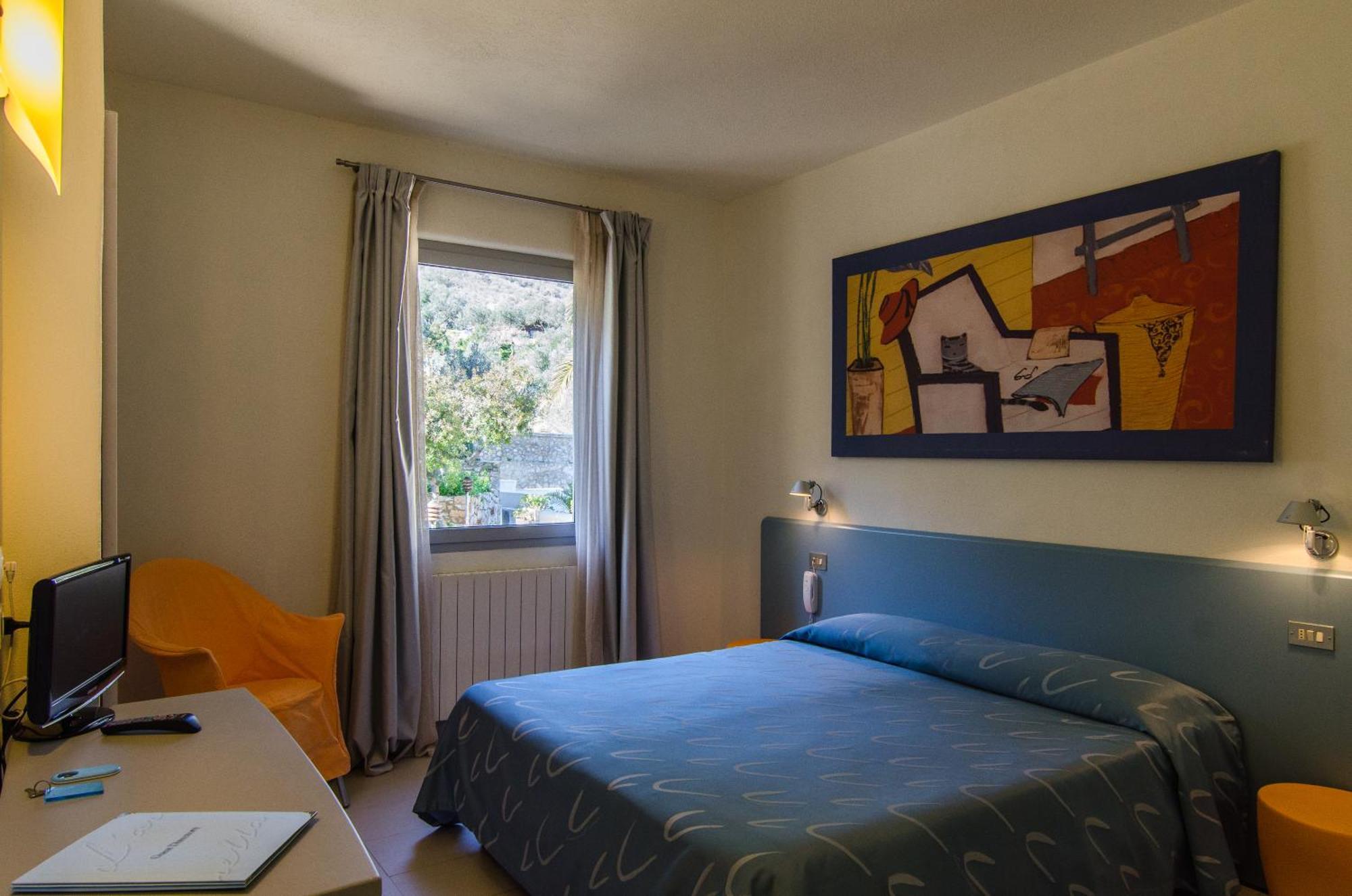 Hotel Arenella Giglio Porto Exterior foto