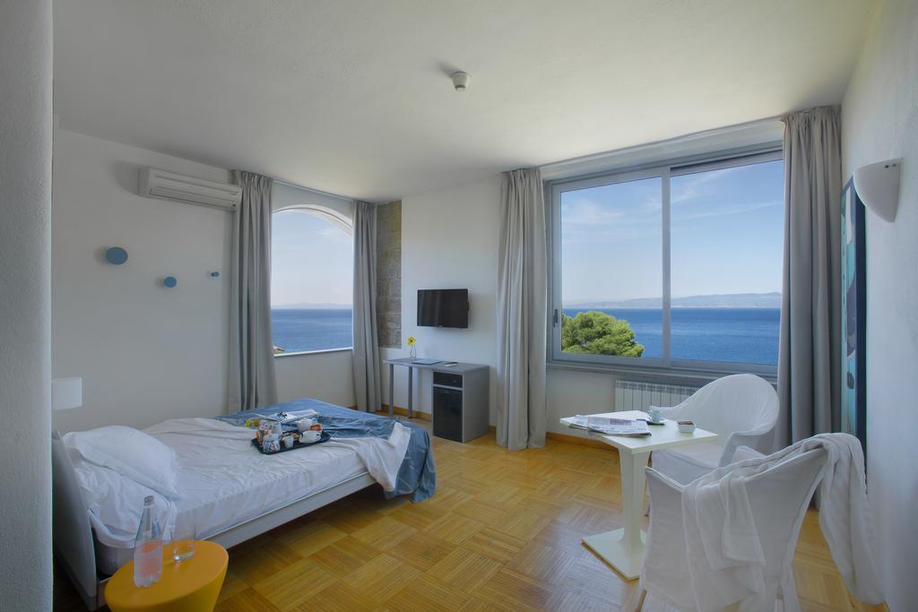 Hotel Arenella Giglio Porto Exterior foto